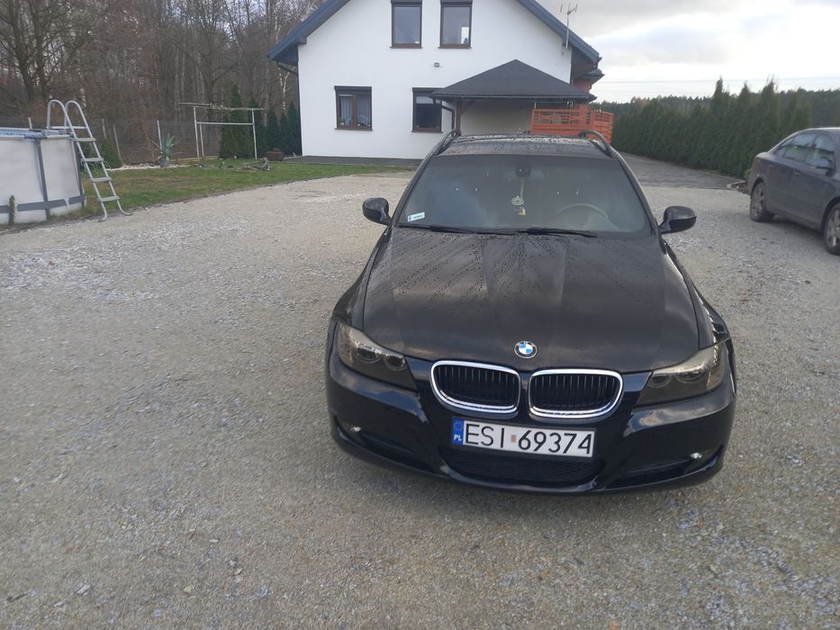 samochód osobowy bmw 3 2009