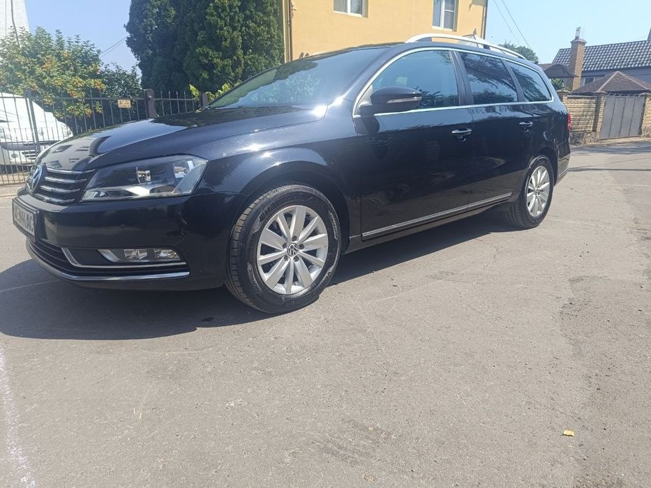 Volkswagen Passat 2011 VIN WVWZZZ3CZBE404620 фото оголошення 2 з 8