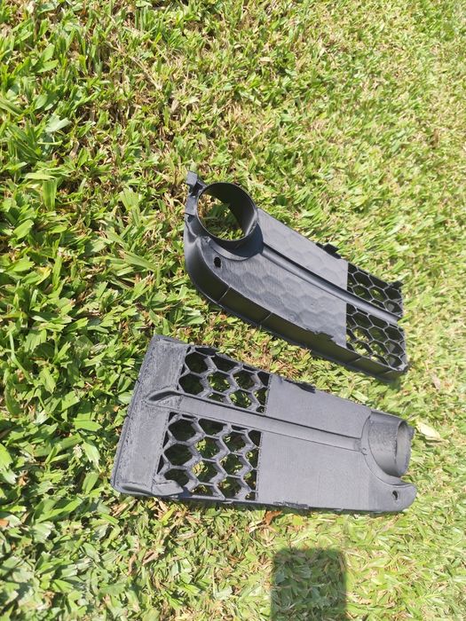 Grelhas dos faróis de nevoeiro Fiat Punto II