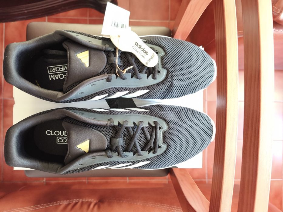 Tenis novos da Adidas tamanho 46