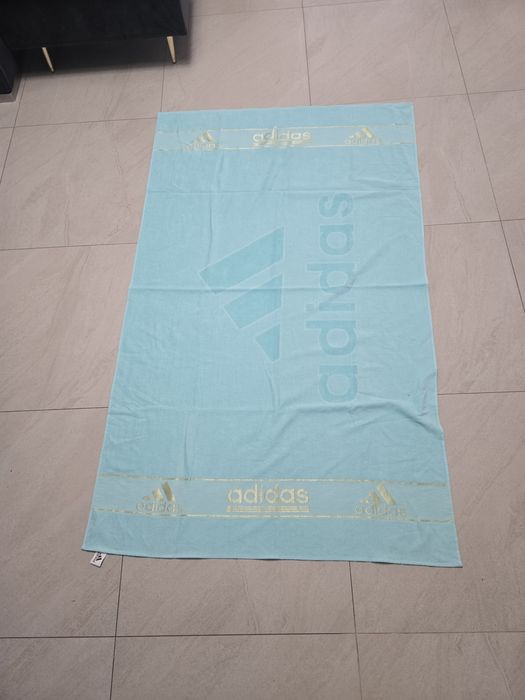 Recznik adidas nowy duży