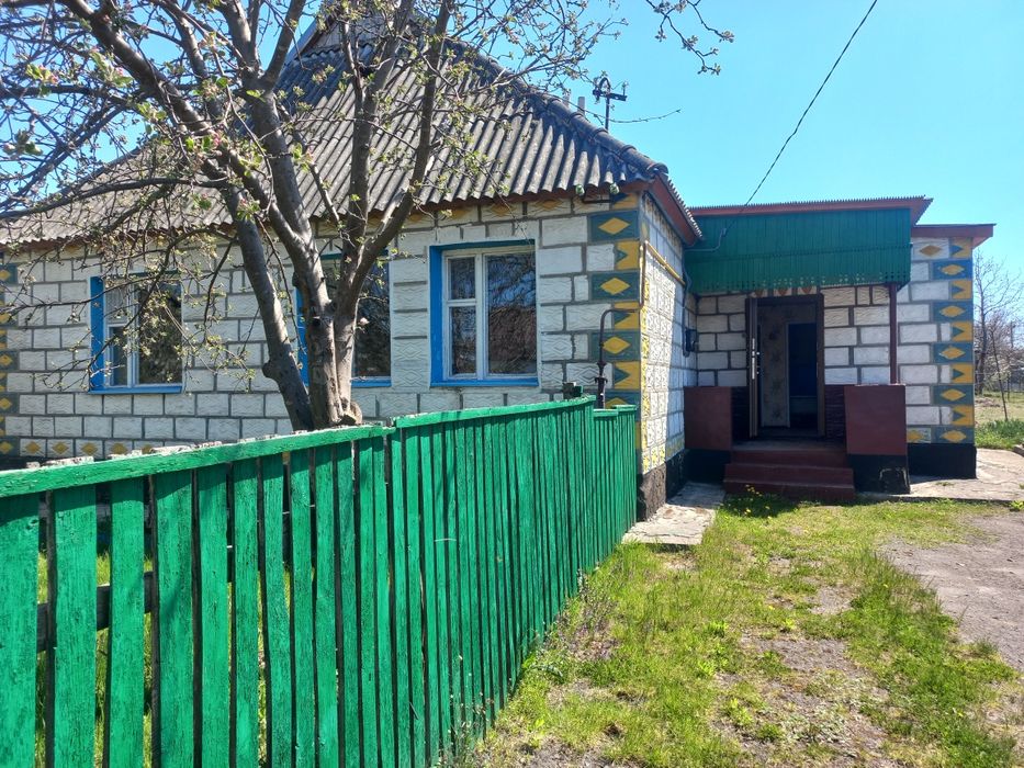 Купуйте цегляний будинок  в  Брусилові Житомирської області