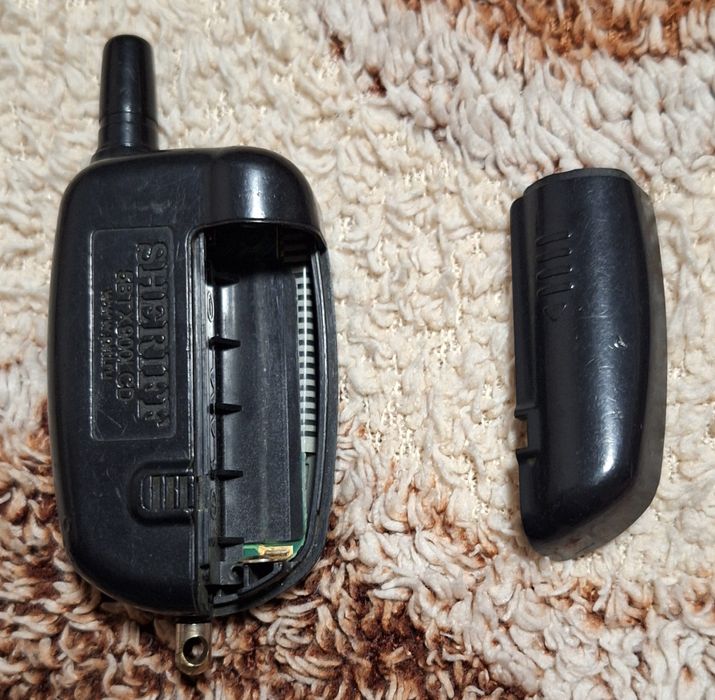 Брелок автосигнализацыи Sheriff 5BTX900LCD.