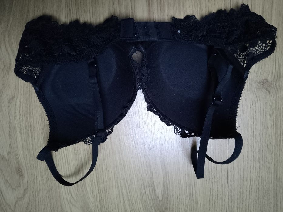 Etam biustonosz koronkowy plus majtki Hunkemöller M