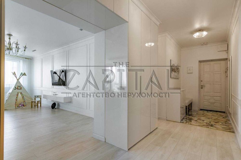 Продаж Видова 3-к квартира 108м² біля озера Тельбін — генератор, паркінг, авторський ремонт