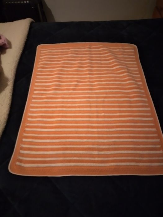 3 mantas + 1 cobertor , bom estado