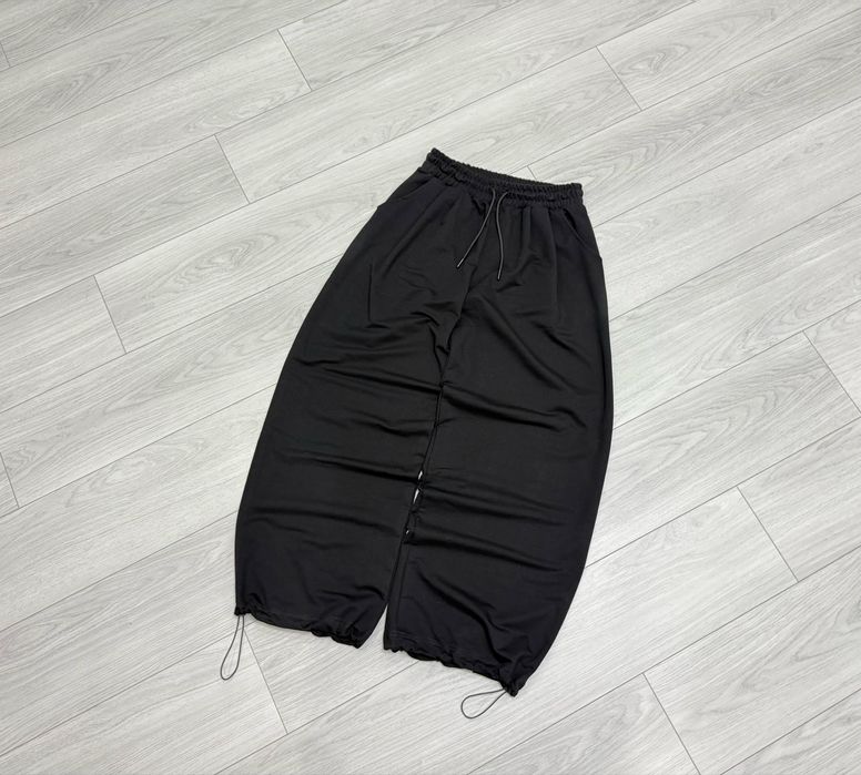 Нові широкі спортивки на утяжках чорні baggy sweatpants спортивки беги