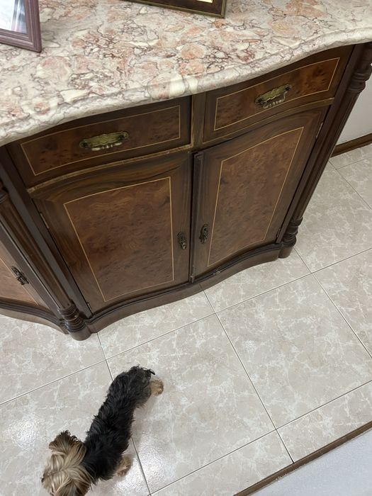 Sapateira em madeira macica