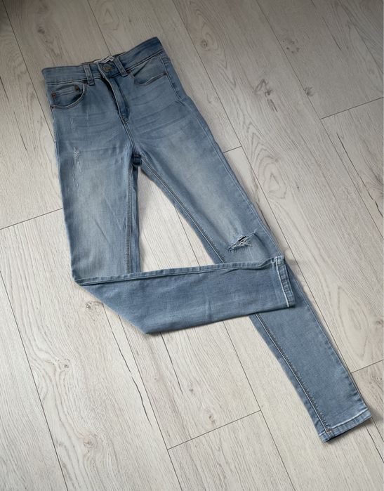Jasne spodnie jeansy przecierane rozdarcia skinny średni stan xxs/xs
