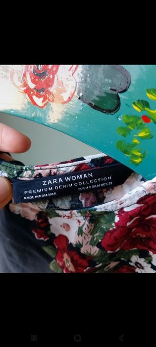 Sukienka damska czarna Zara w kwiaty przed kolano rękaw 3/4 100% visko