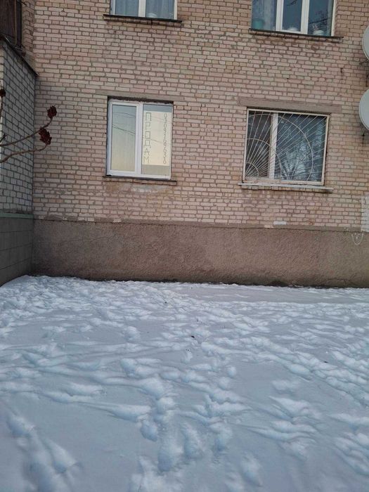 Продам гостинку Солоницівка (Солоницевка) можна по сертифікату