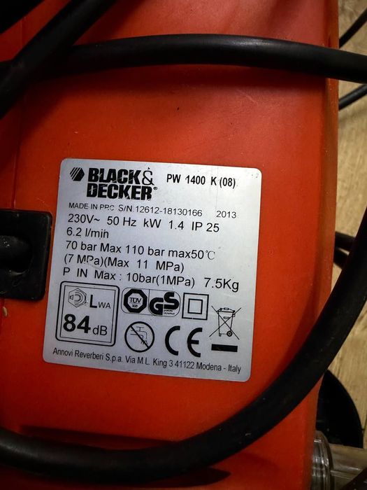 Мойка высокого давления Black & Decker PW1400