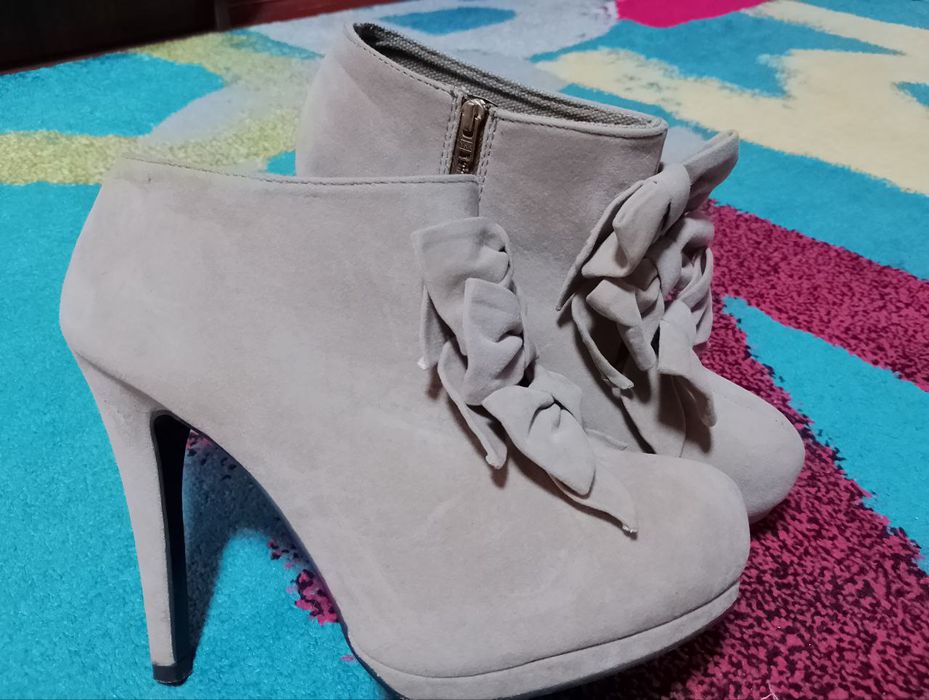 Сапожки з каблуком вельветові