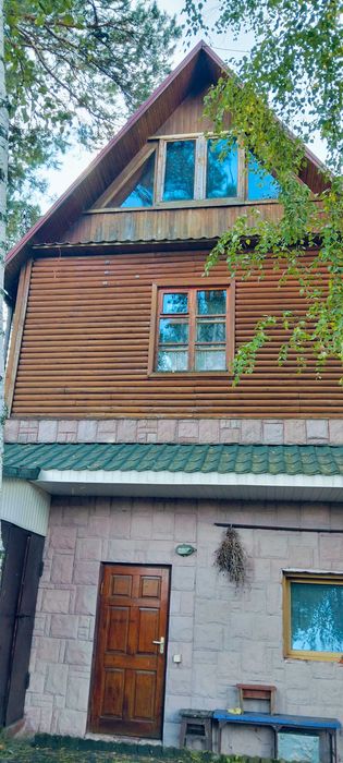 Продаж резиденція Українка з виходом до Дніпра 330 000 $