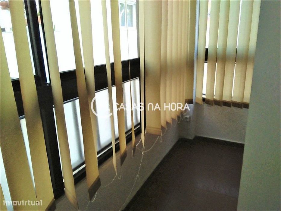 Setúbal, Amoreiras T2 equipado.