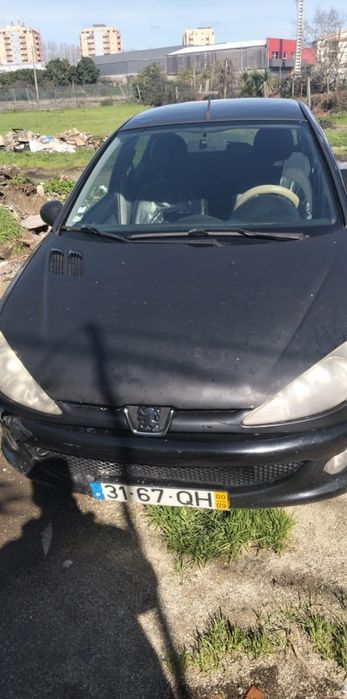 Peugeot 2006ótimo estado nada fazer