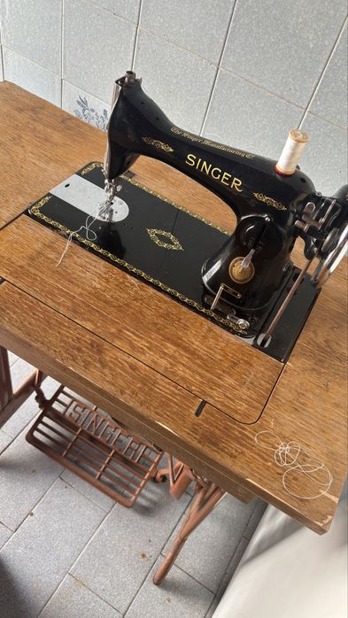 Maquina de costura Singer