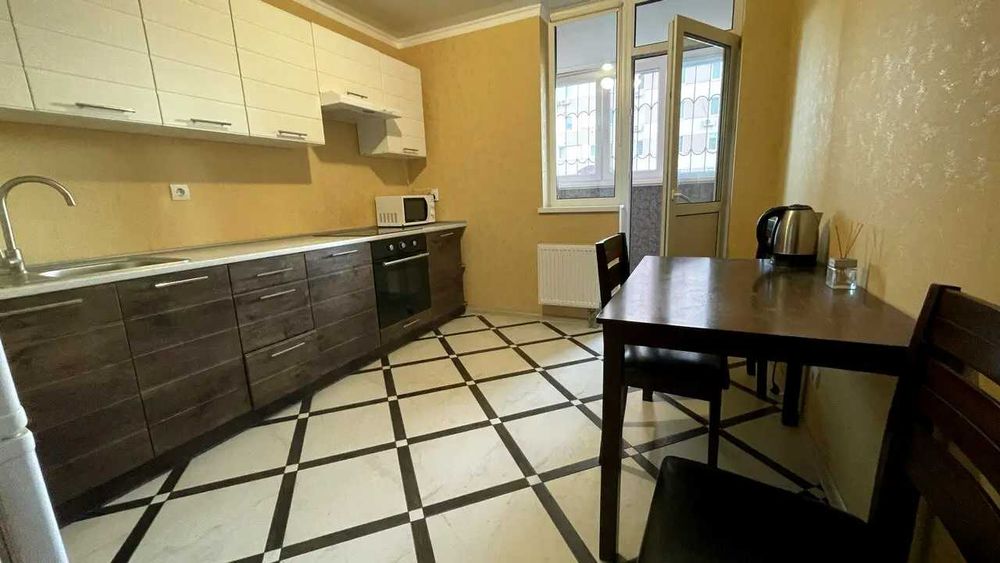 Здам 1к квартиру на Позняках: вул. Крушельницької 15, м. Харківська