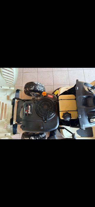 Sprzedam Traktorek Kosiarka MTD