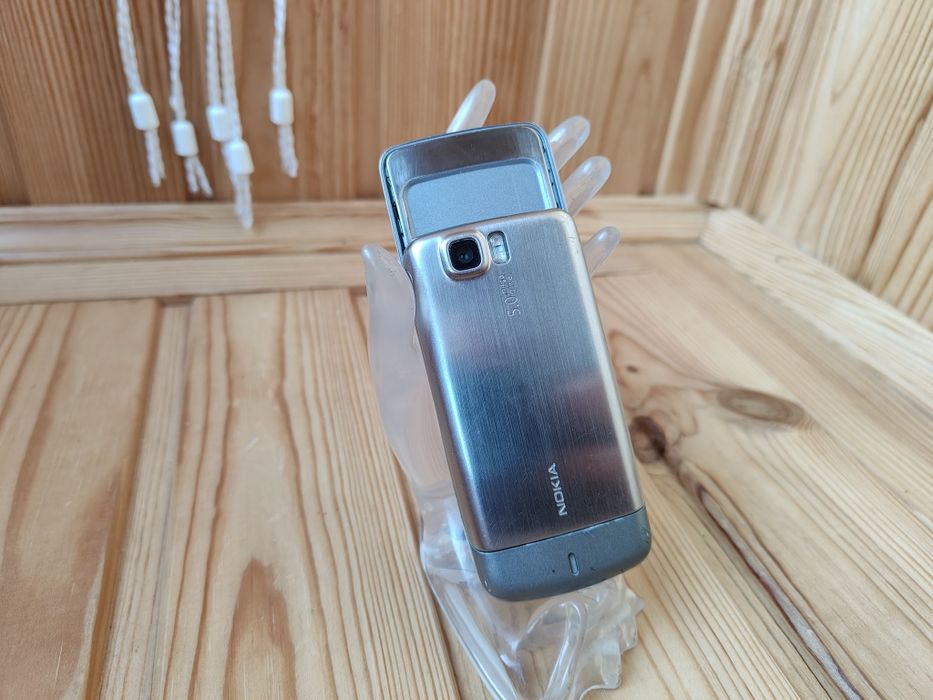 Nokia 6600i           .