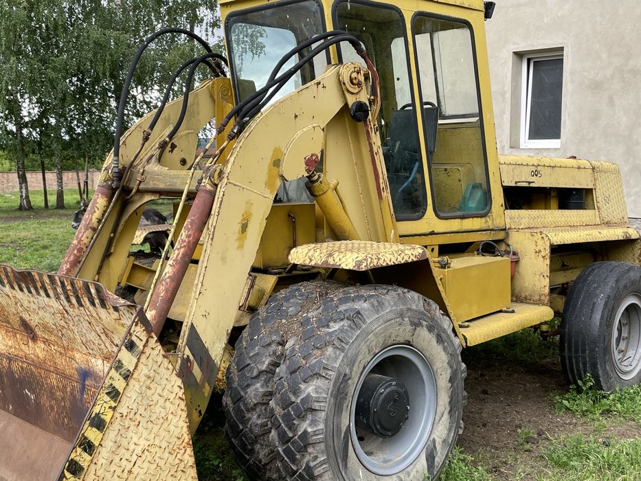 Продам навантажувач фронтальний Поляк
