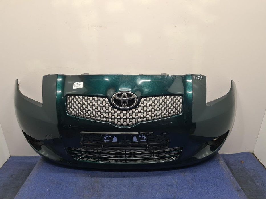 TOYOTA YARIS II LIFT ZDERZAK PRZÓD 6S3