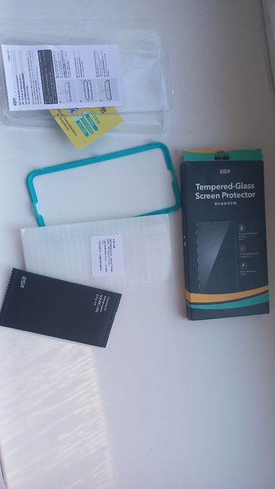 Захисне скло ESR для iPhone 8, 7, 6s, 6