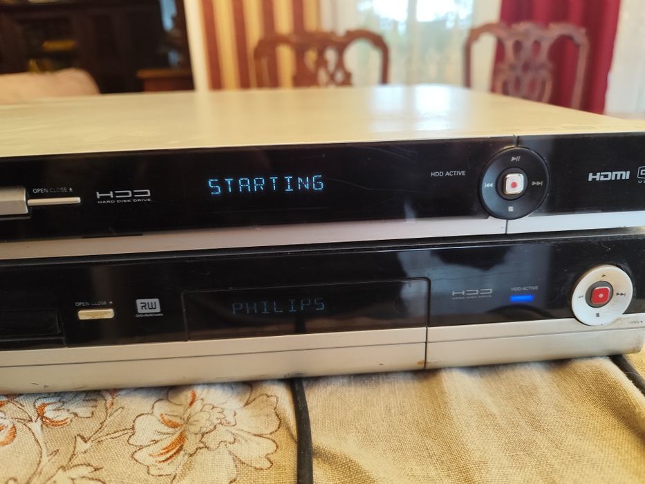 Dwie nagrywarki Philips nietestowane