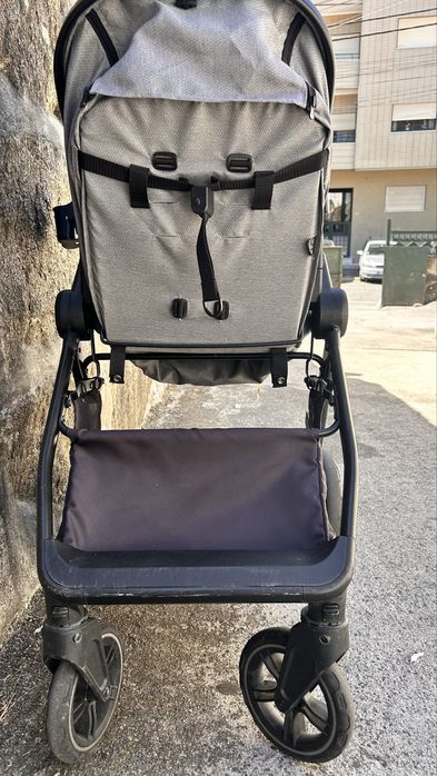 carrinho de bebé + bebe conforto e andador, tudo por 120€