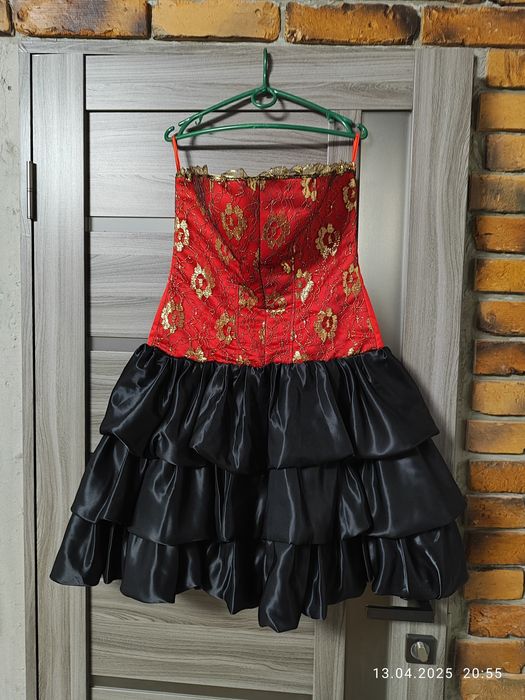 Плаття    бальне