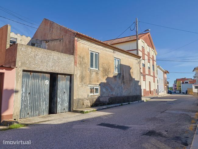 Moradia T2 para recuperar, São Pedro, Figueira da Foz