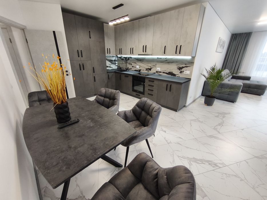 Вул.Кульпарківська 93 парус сіті