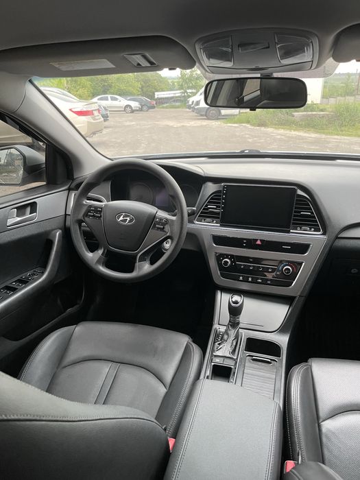 Продам Hyundai Sonata 2016