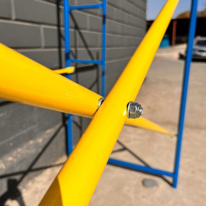 Риштування від виробника секція 2х3 м, рамні ліси до 40 м, вишки тура