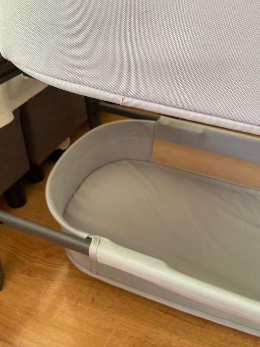 Łóżeczko dostawne Maxi-Cosi – jak nowe + karuzela GRATIS