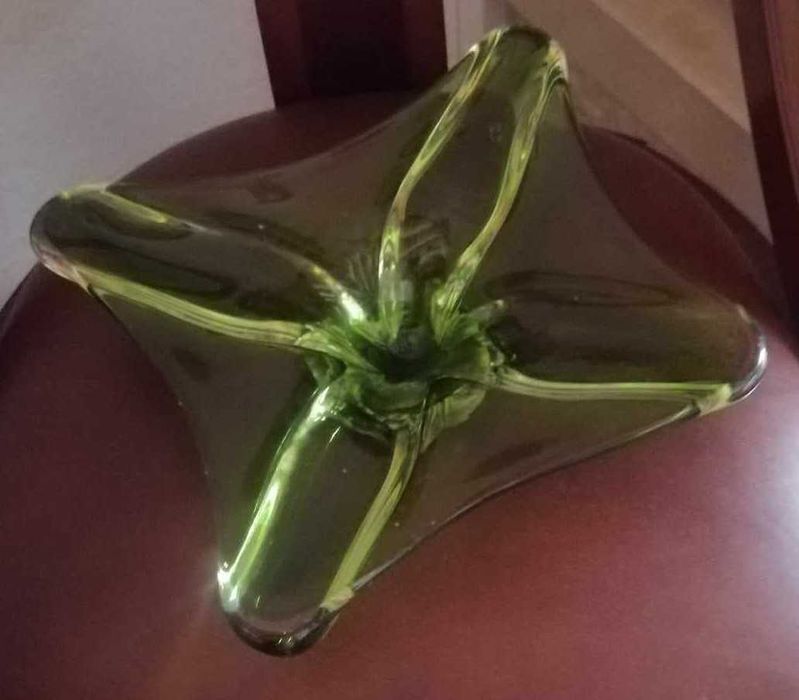 Centro mesa em vidro Murano Art Glass cor verde meados séc. XX