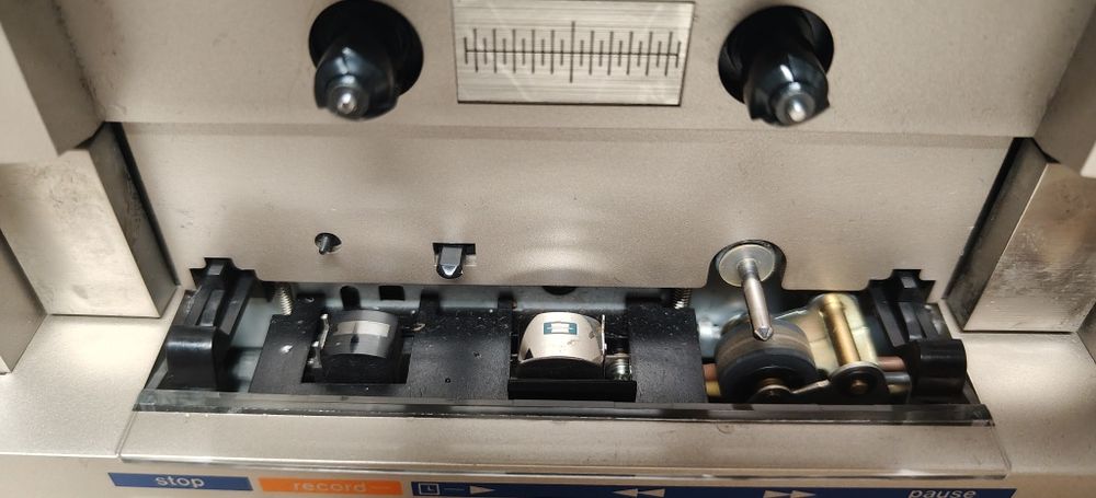 Magnetofon deck DUAL C-806