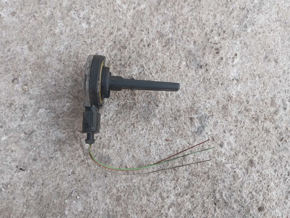 Датчик рівня масла BMW e39,e38,e46,e53,e90 (6PR00786802,7508003)