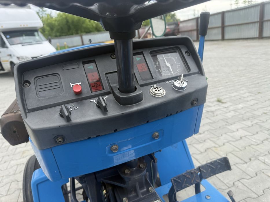 Японський трактор Mitsubishi MT1401