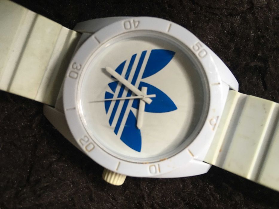 ADIDAS Świetny oryginalny  zegarek damski super stan WARTO !!!