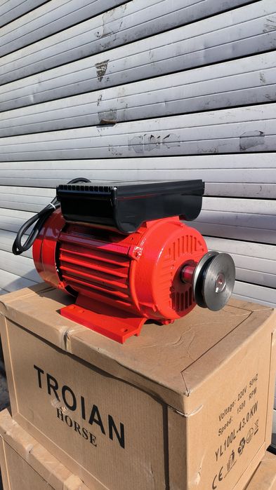 Электродвигатель однофазный, електродвигун однофазний 220в. 3 кВт 3000