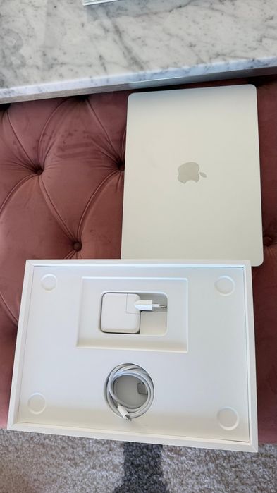 MacBook Air M4 Imaculado + Capa