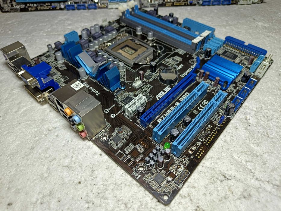 Материнська плата ASUS P7H55-M PRO LGA1156 ВІДМІННИЙ стан