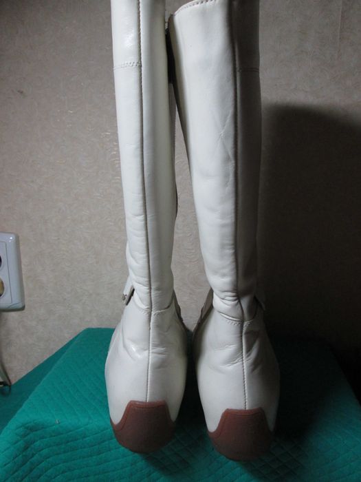 Зимние женские кожанные сапоги Viko, р.41 см