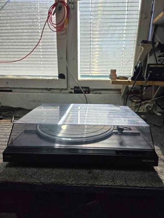 Gramofon telefunken HS660
