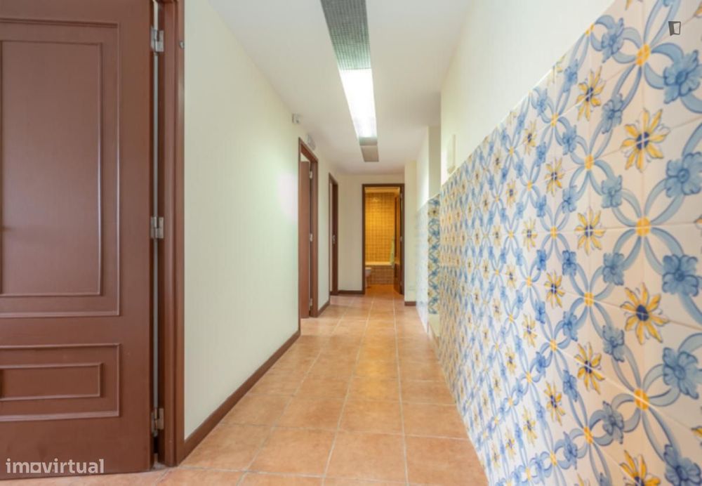 Quarto - localizado em São Martinho de Bispo Coimbra