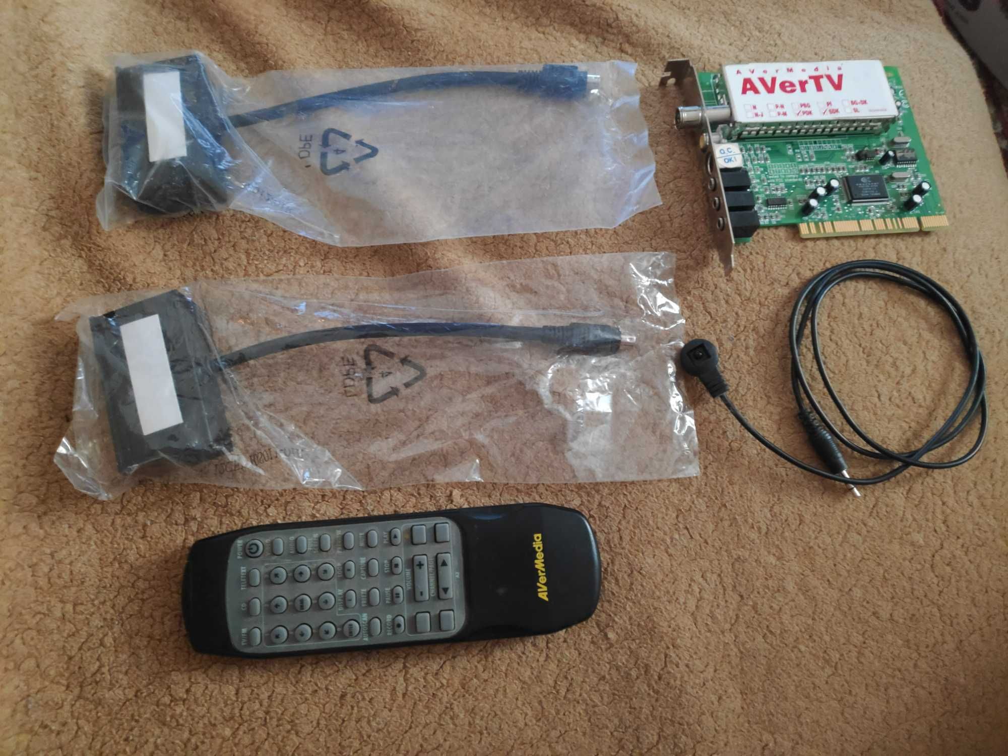 ТВ-Тюнер AVerMedia AverTV Studio 203 M168-U: 300 Грн.