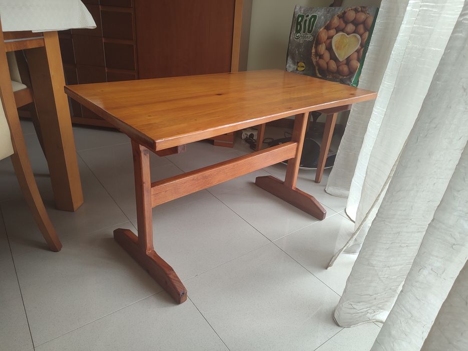 Mesa de Centro / Apoio Estilo Olaio