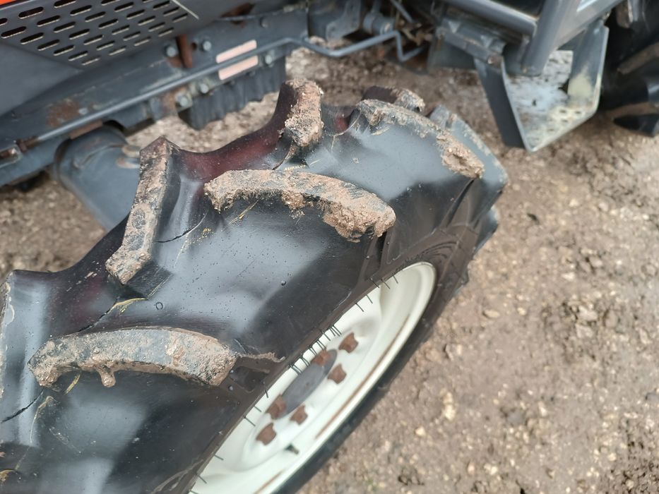 Японський мінітрактор.Трактор Кубота