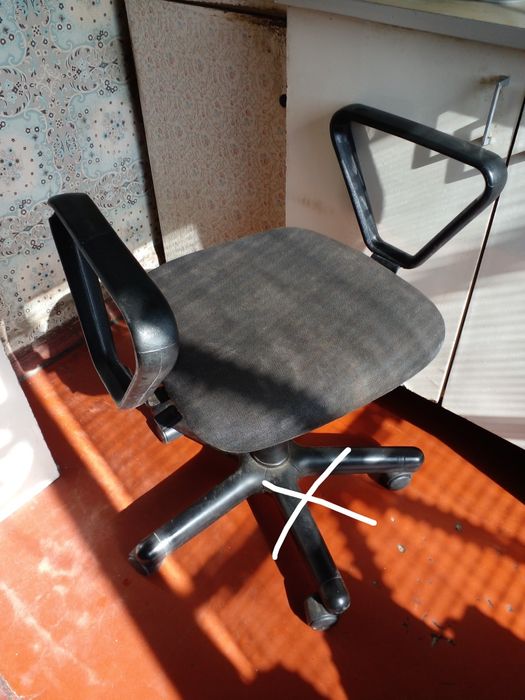 Компьютерное офисное кресло "Комфорт Нью AMF" (на запчасти)